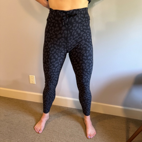 Sarah's Day x White Fox Activewear Cheetah Print Leggings - Picture 1 of 9